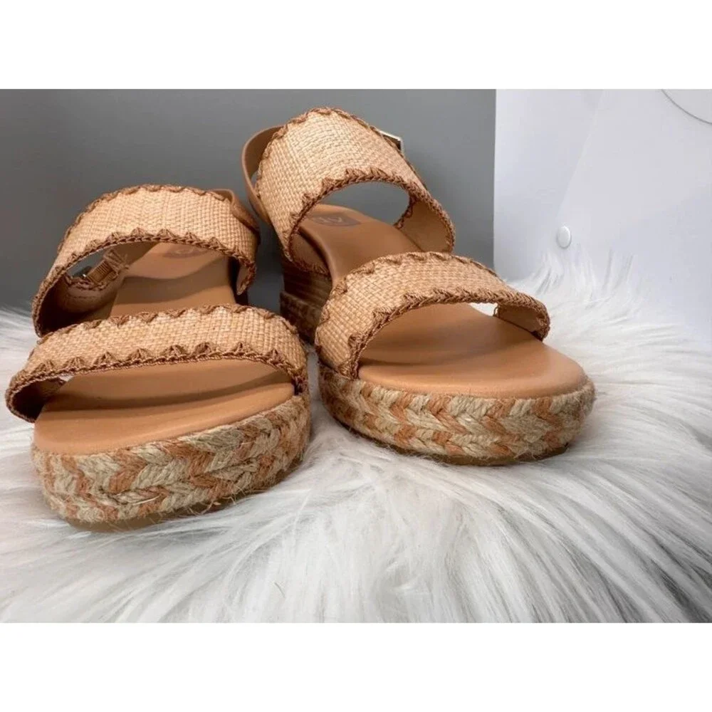 DV Dolce Vita Enchant Wedge Sandals Women’s Size 8